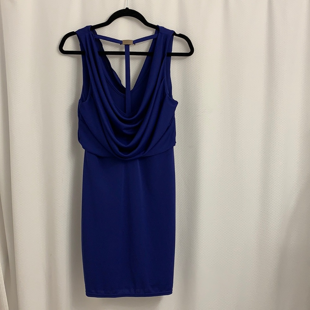 Beautiful, simple but elegant casual dress.